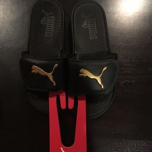 Puma Slides Gold/Black NEW SIZE 8!
